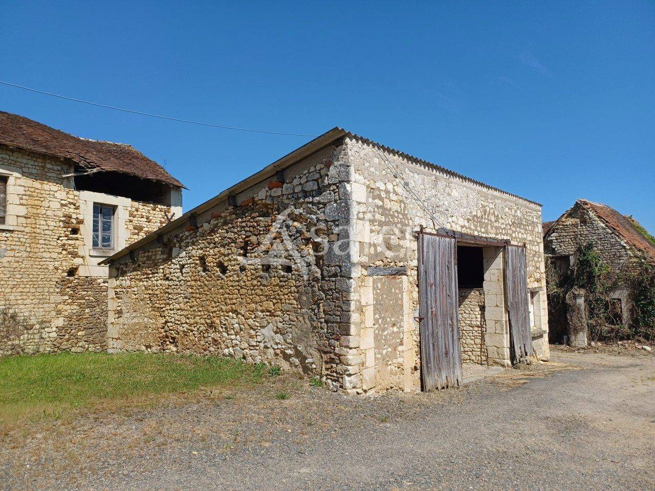 Ancienne Ferme sur 10 ha