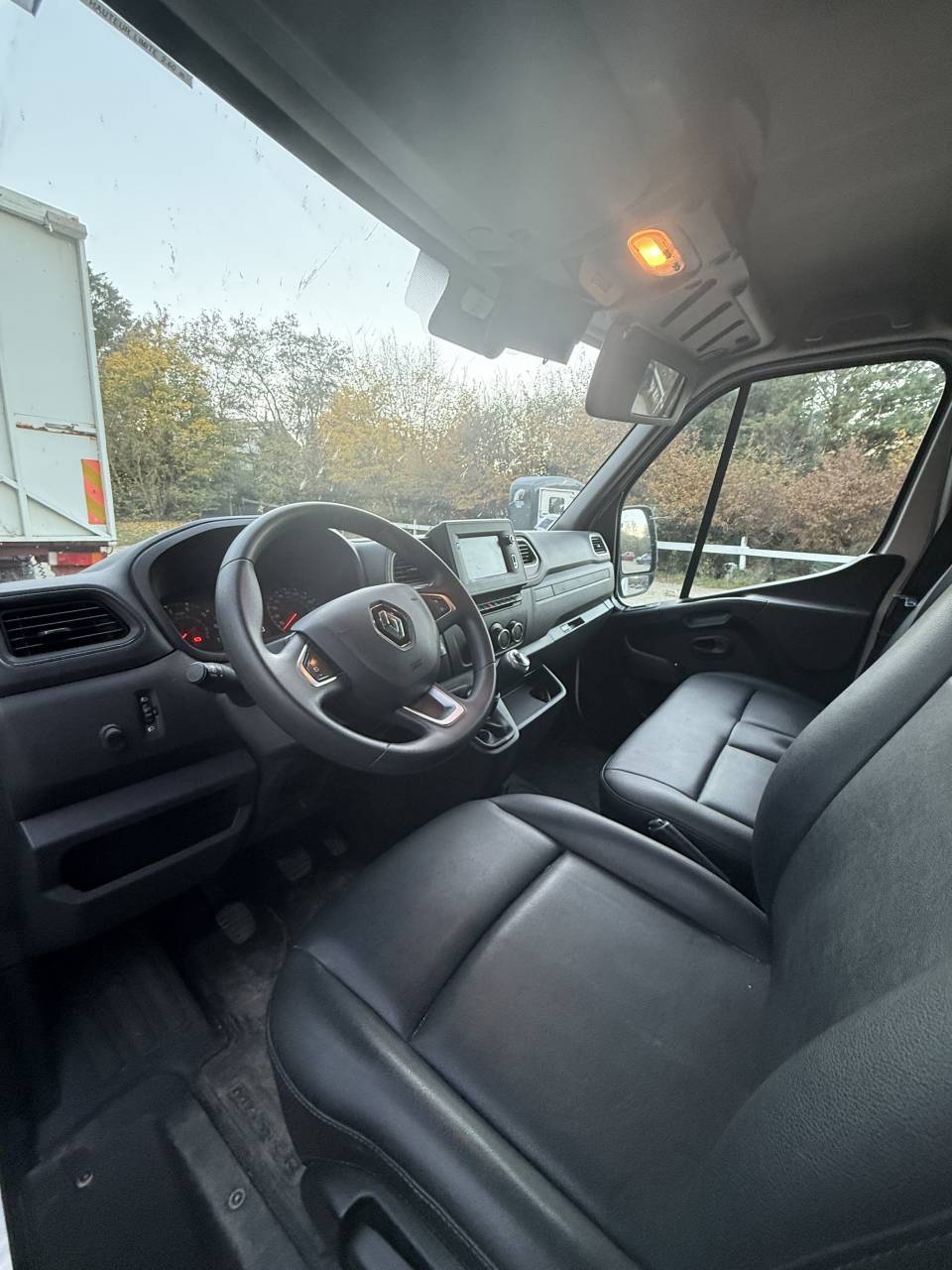 &Agrave; vendre petit camion chevaux 