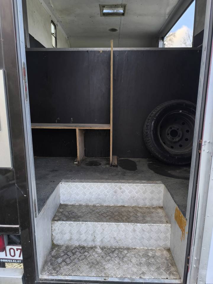 Camionette opel movano 2 chevaux 