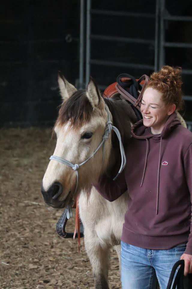 Jument 5 ans, sensible et communicative