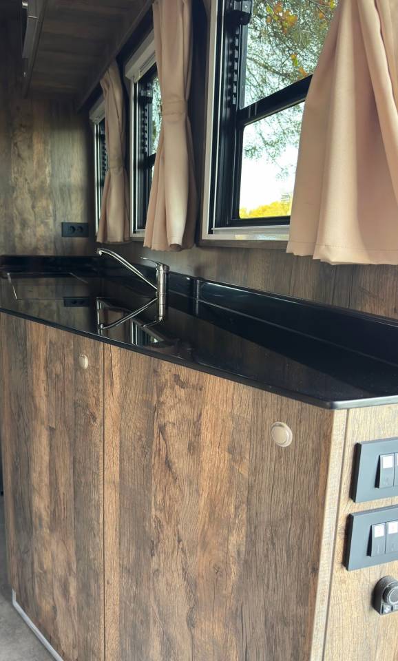 MAN TGM 15.290 WMS POP OUT