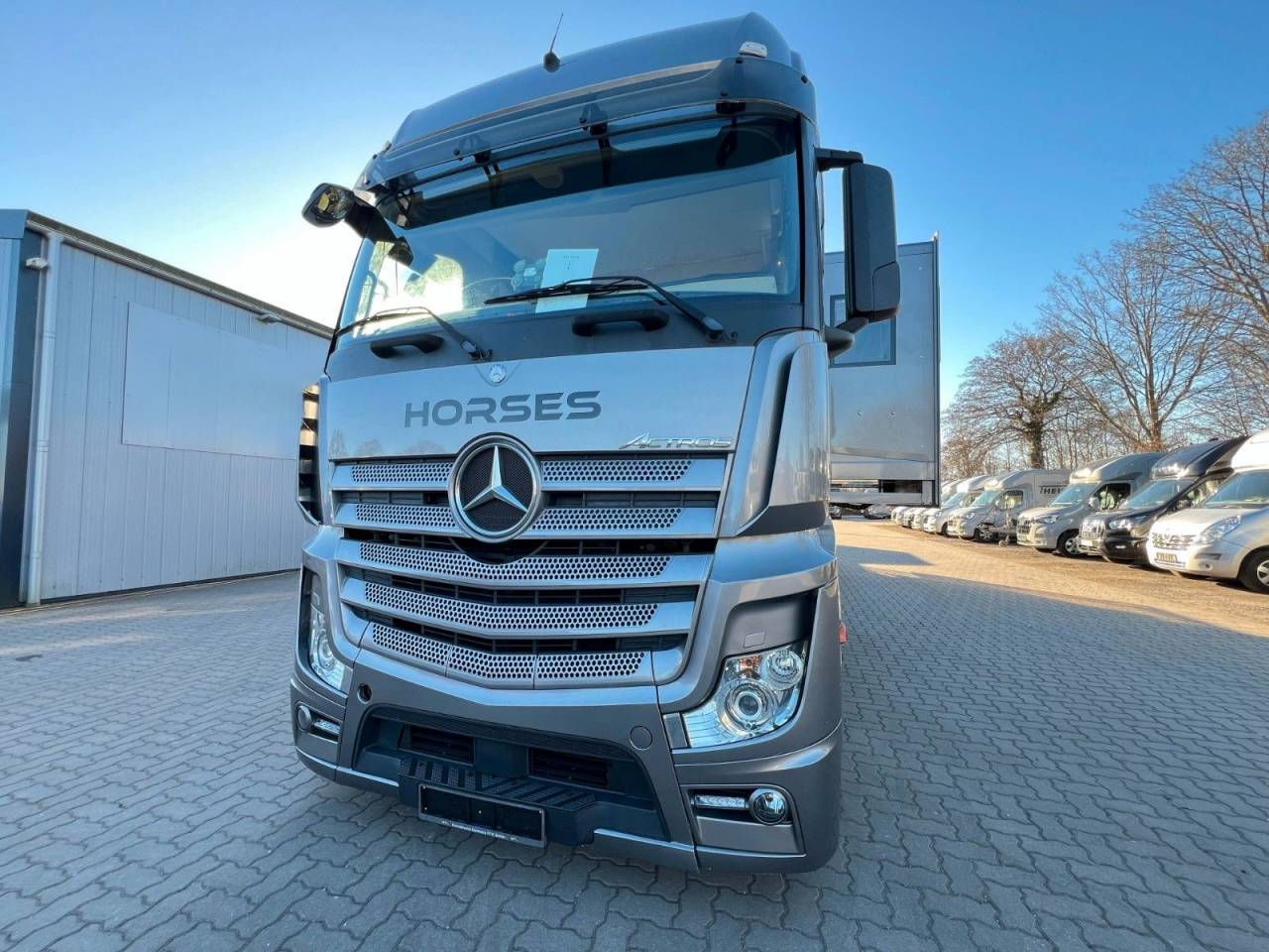 MERCEDES-BENZ ACTROS 2651 STX POP OUT