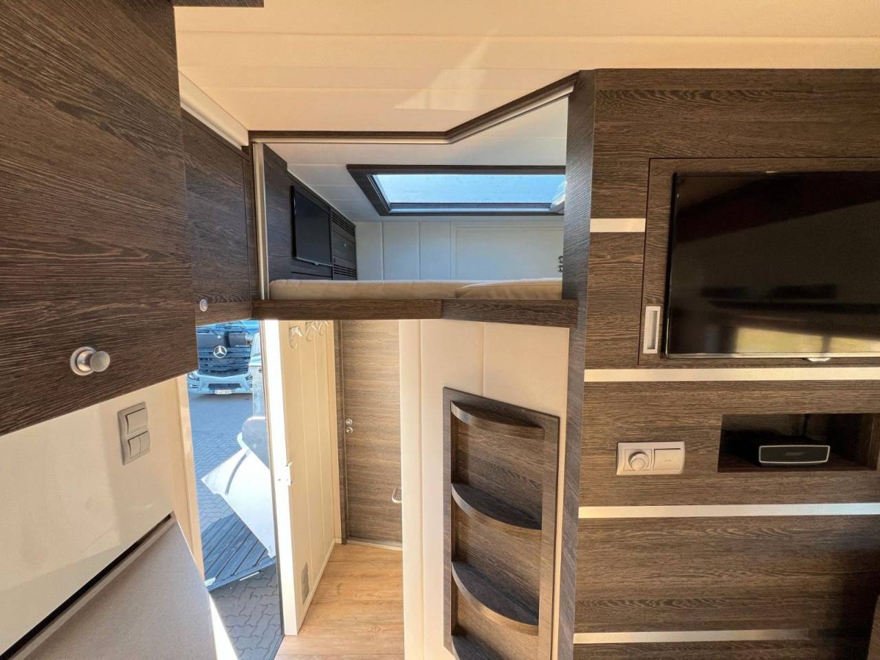 MERCEDES-BENZ ACTROS 2651 STX POP OUT