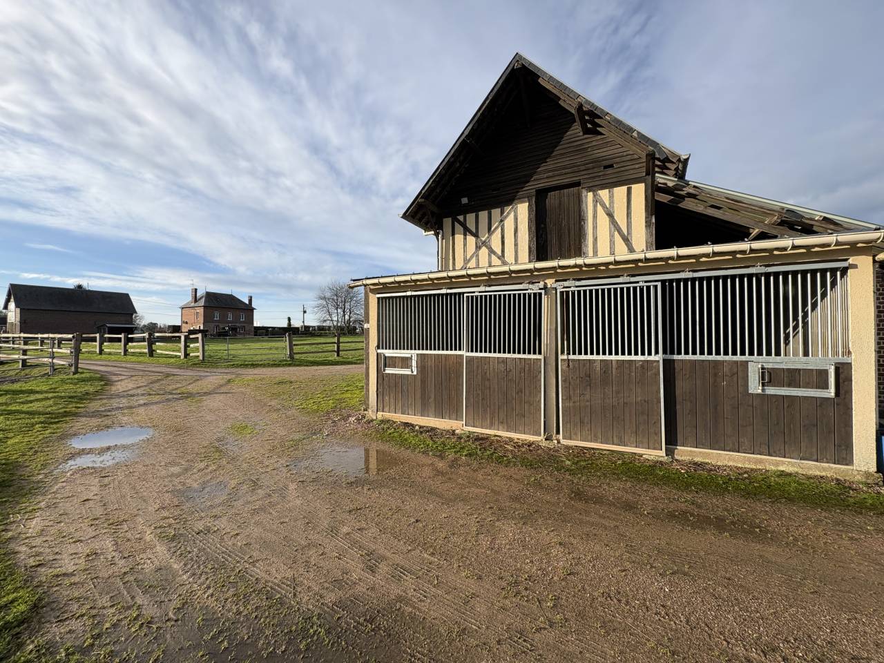 &Eacute;curie d'&eacute;levage - 8ha aux portes de Lisieux