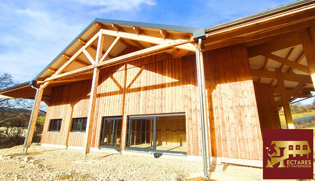 26 hectares aux portes de Suisse