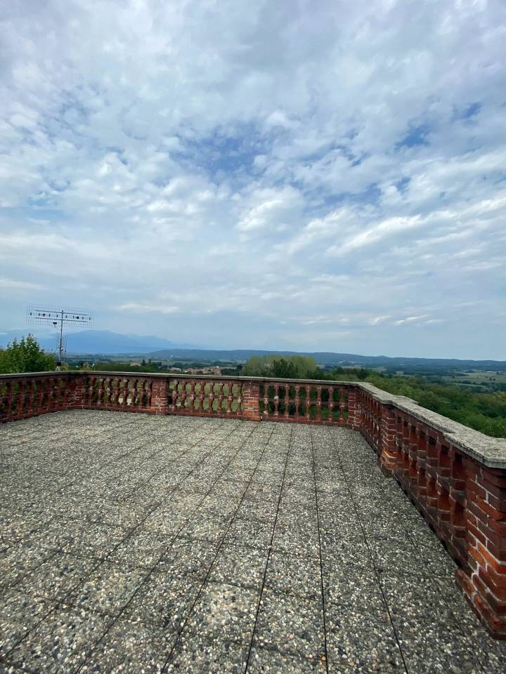 Propri&eacute;t&eacute; &eacute;questre A vendre Turin