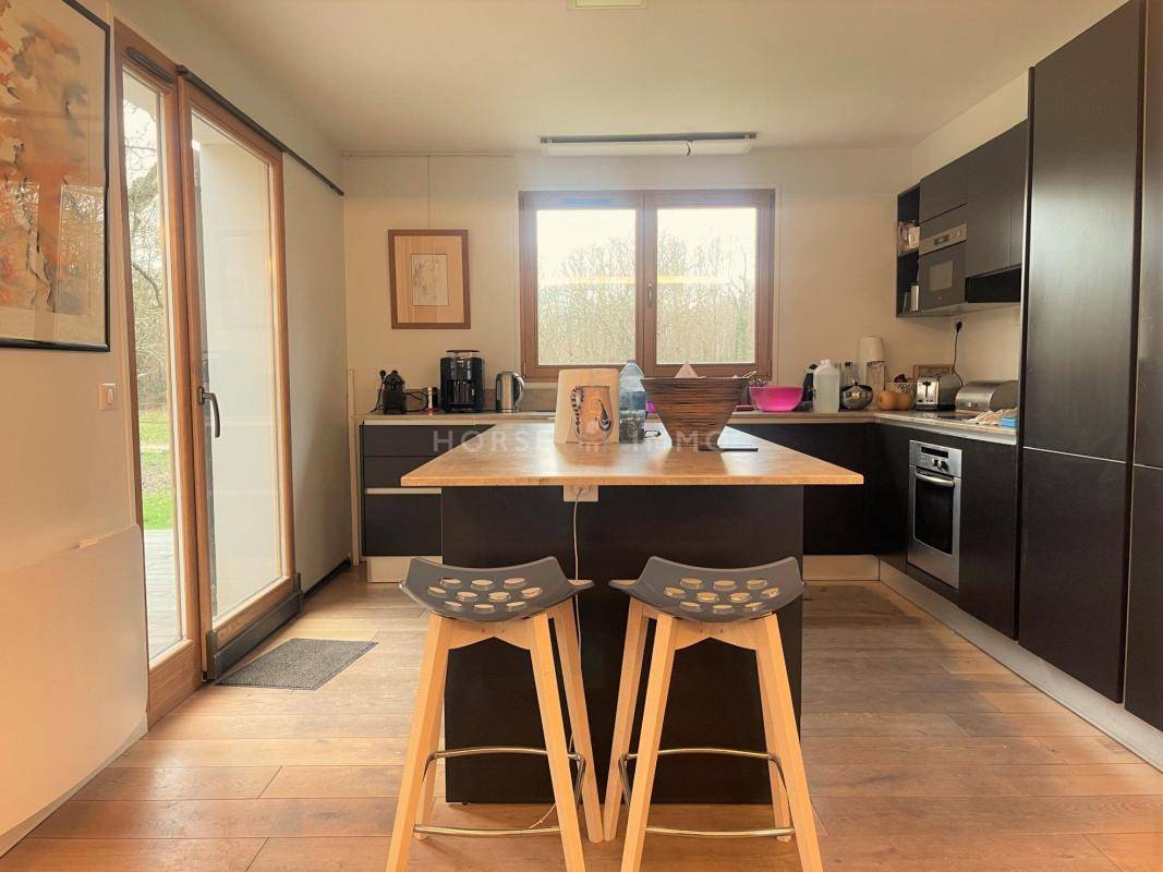 Propri&eacute;t&eacute; et Installations &eacute;questres sur 9,5 hectares dans le