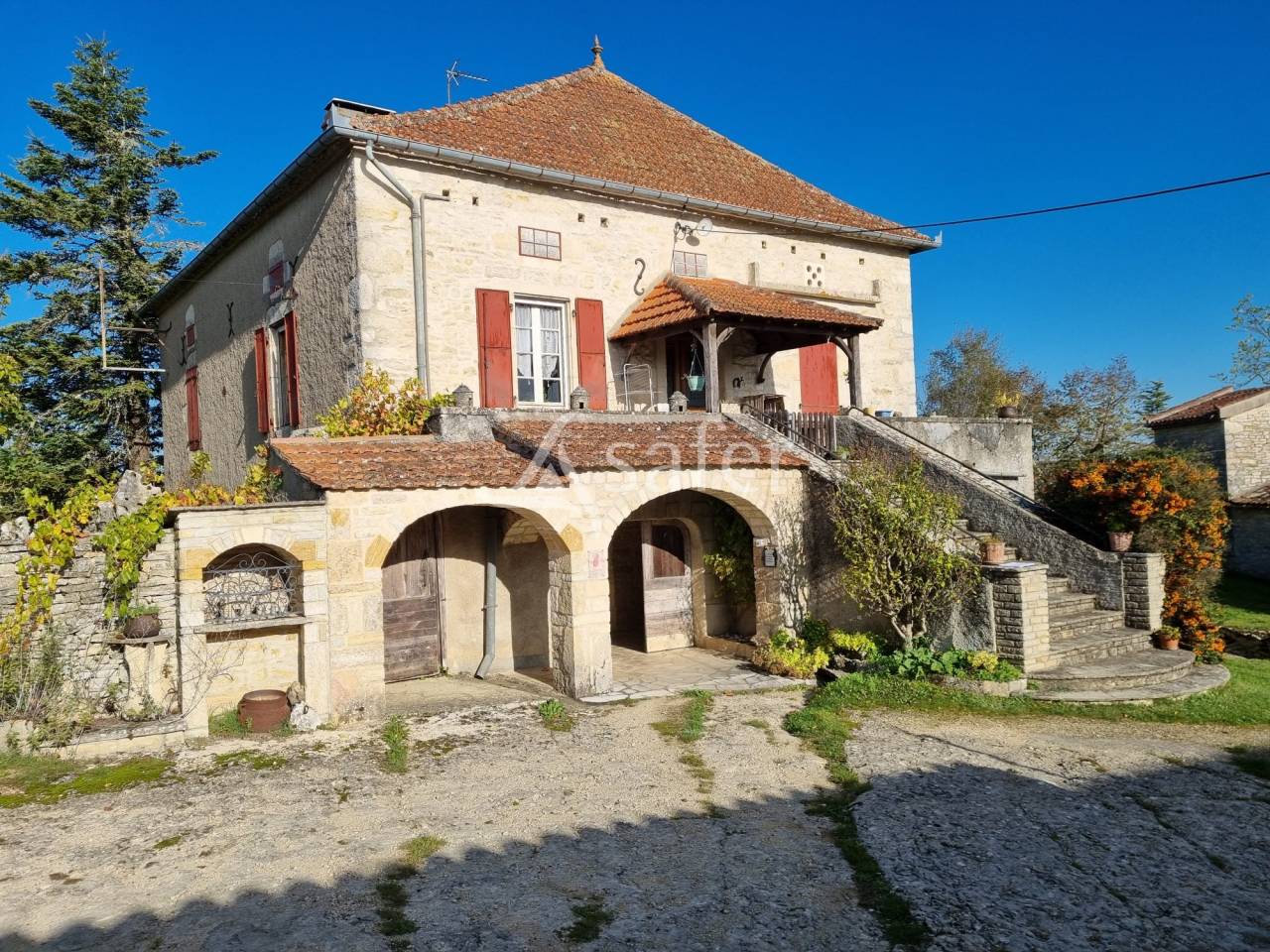 Propri&eacute;t&eacute; en AB proche Cahors