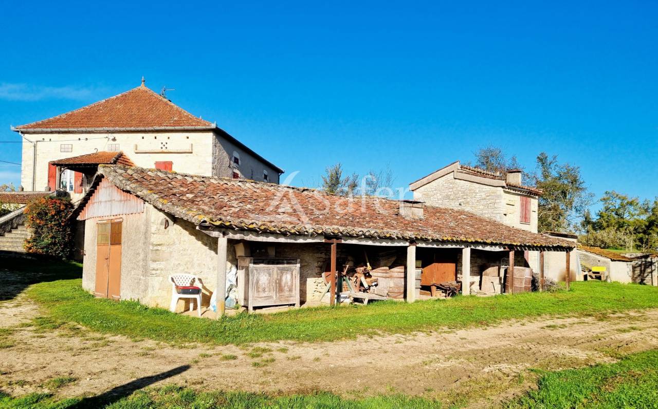 Propri&eacute;t&eacute; en AB proche Cahors