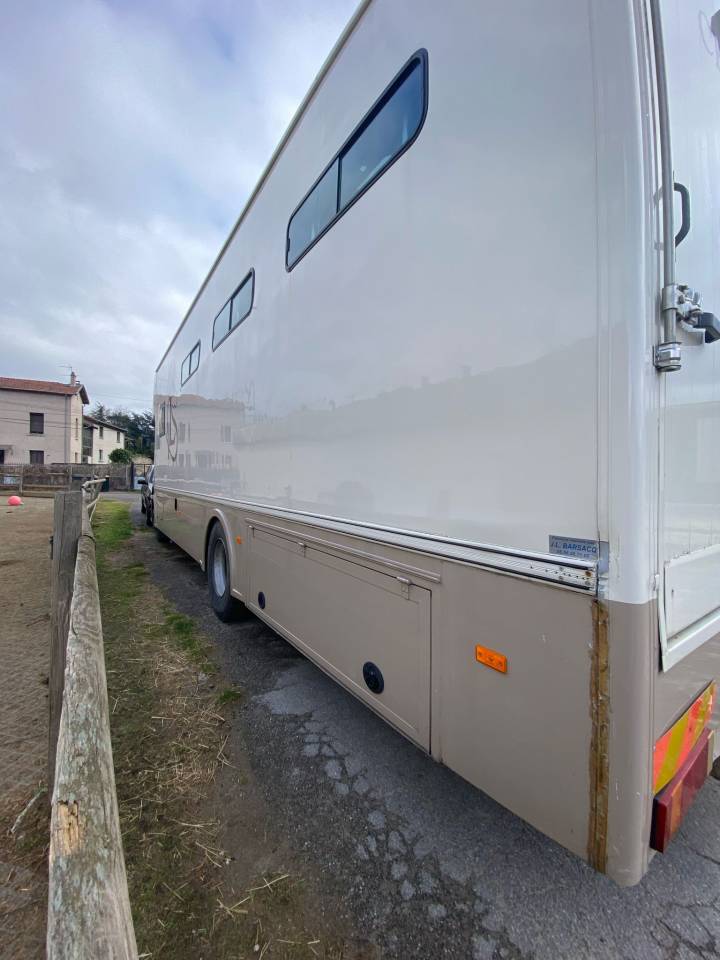 A vendre Camion Iveco Cursor 