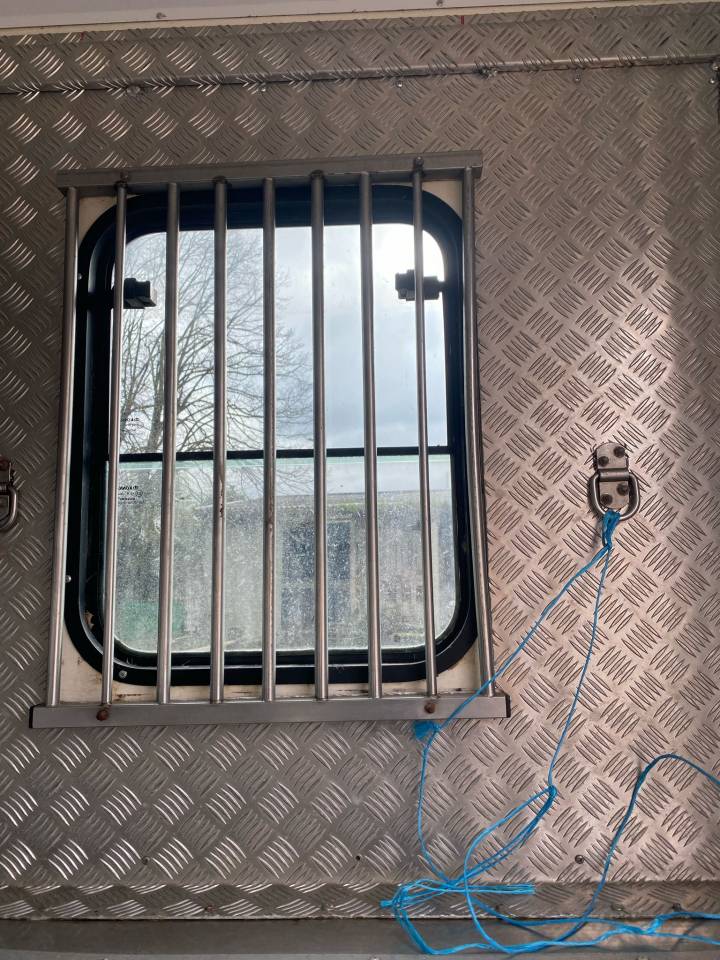 A vendre Camion Iveco Cursor 