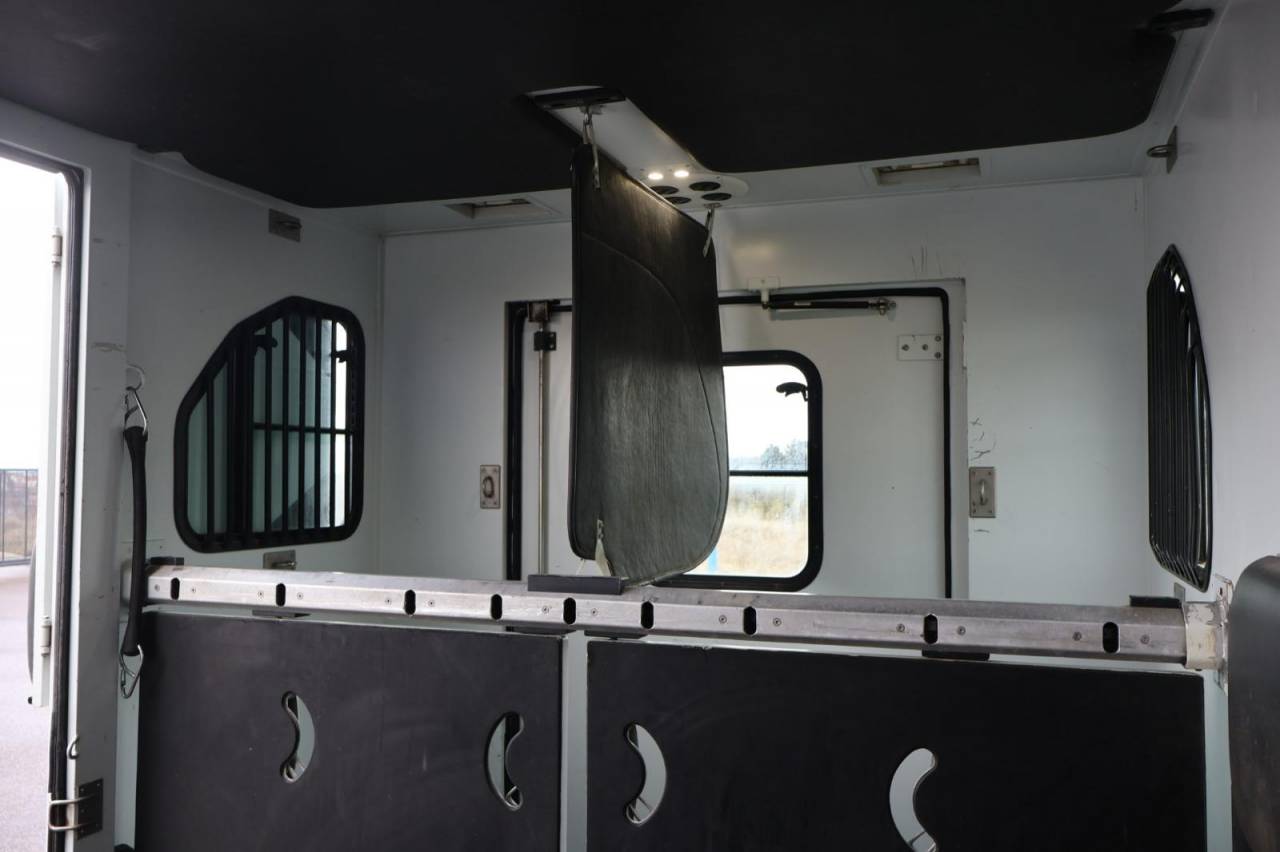 PEUGEOT BOXER 3.0 180 CH THEAULT PROTEO 5P - COUCHETTE