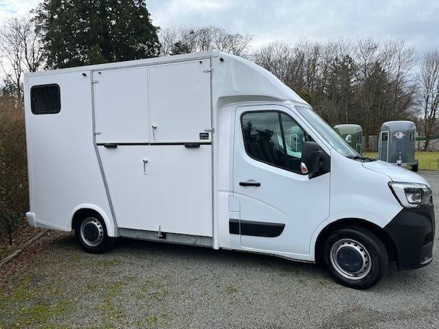  Renault Master 2021 caisse neuve 