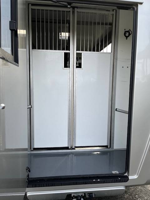 MASTER 2022 STX DOUBLE CABINE STALLE