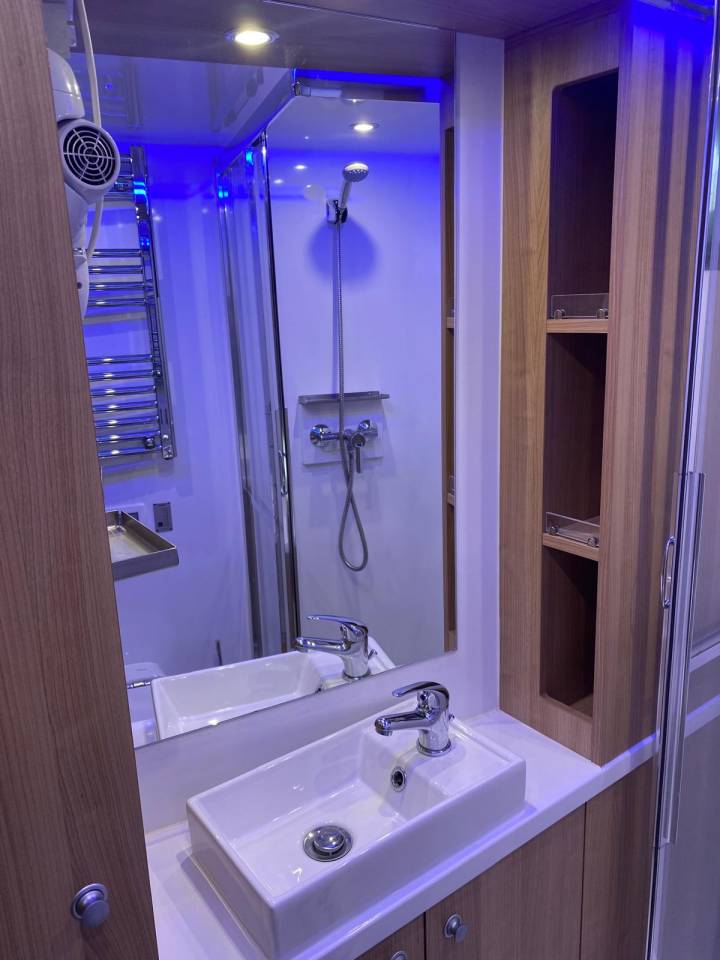 Camion PL Chevaux Volvo fm 2012 Occasion