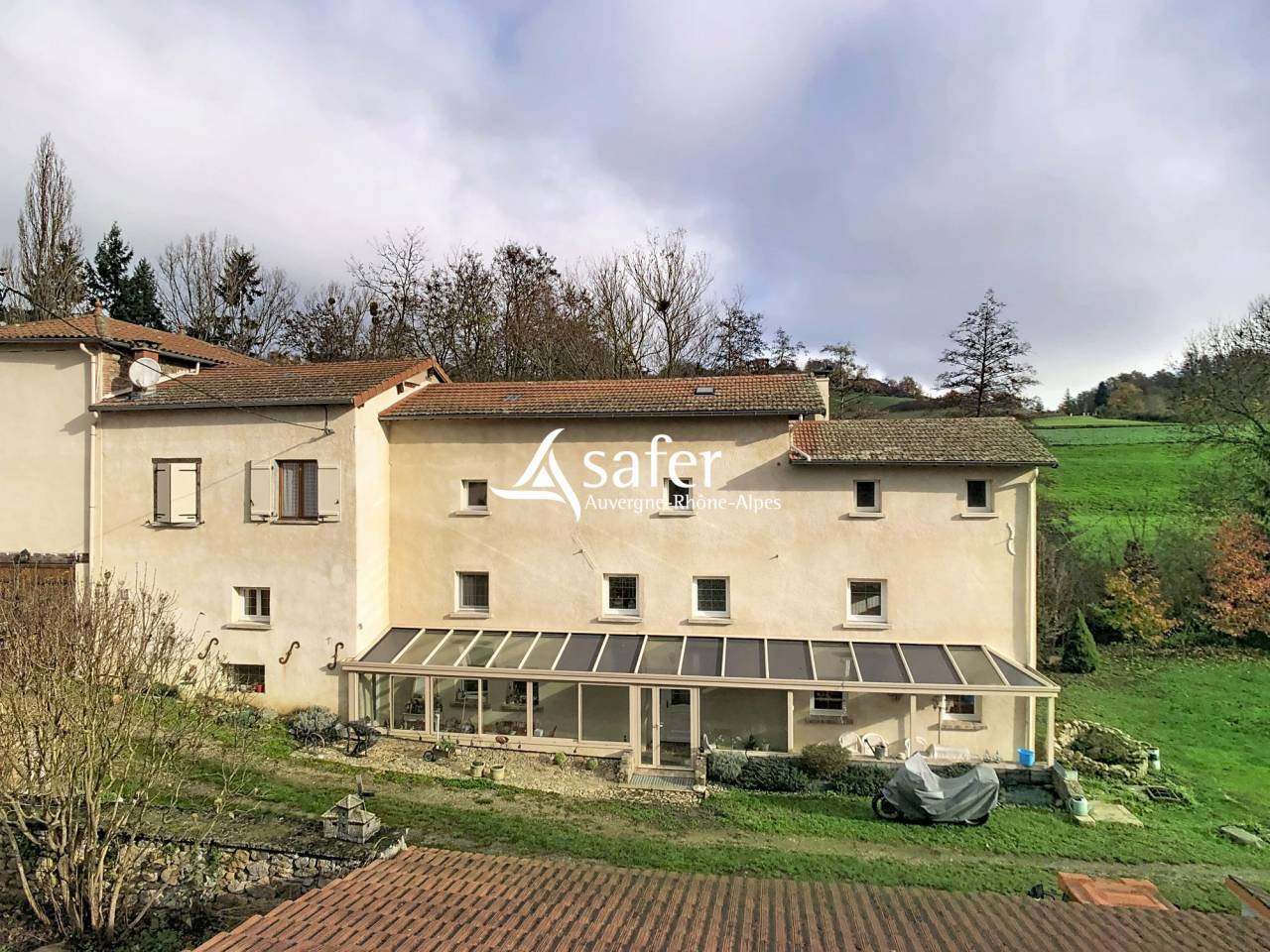 ANCIEN MOULIN RENOVE SECTEUR NATUEL - ST SYMPHORIEN SUR COISE