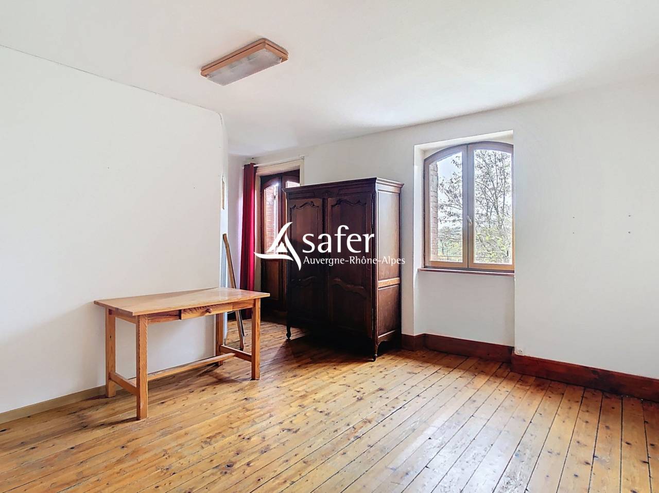 ANCIEN MOULIN RENOVE SECTEUR NATUEL - ST SYMPHORIEN SUR COISE