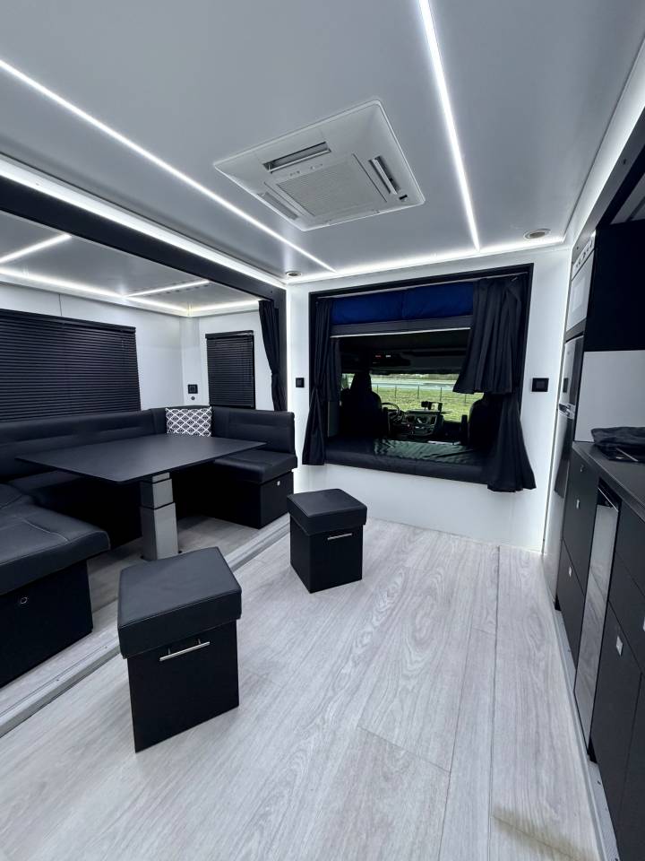 Camion THEAULT 6 places