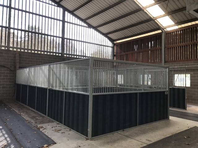 Centre &eacute;questre + conciergerie dans un cadre id&eacute;al 