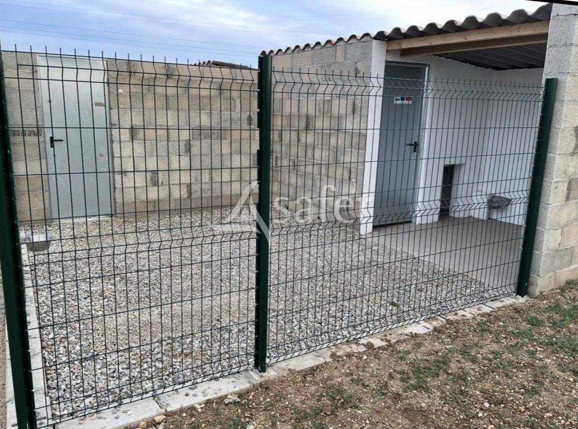 Opportunit&eacute; d'installation et lieu de vie pr&egrave;s de P&eacute;z&eacute;nas et