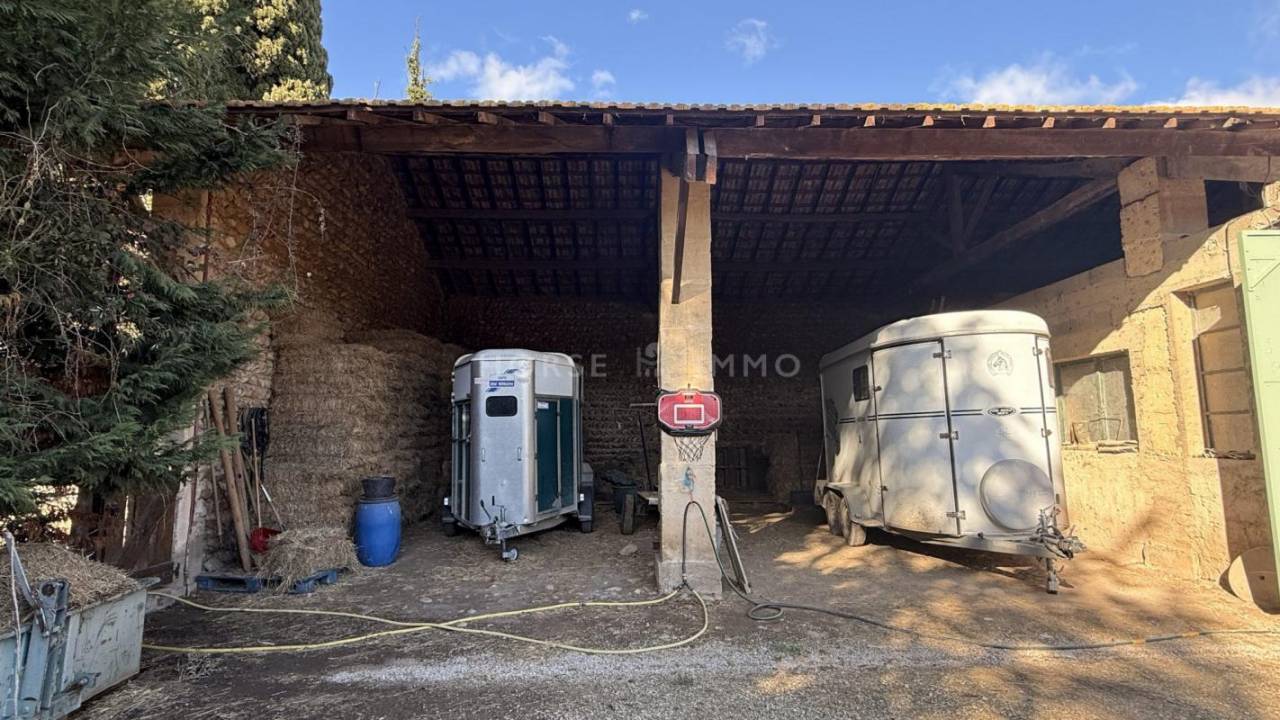 Maison &agrave; vendre Eygui&egrave;res