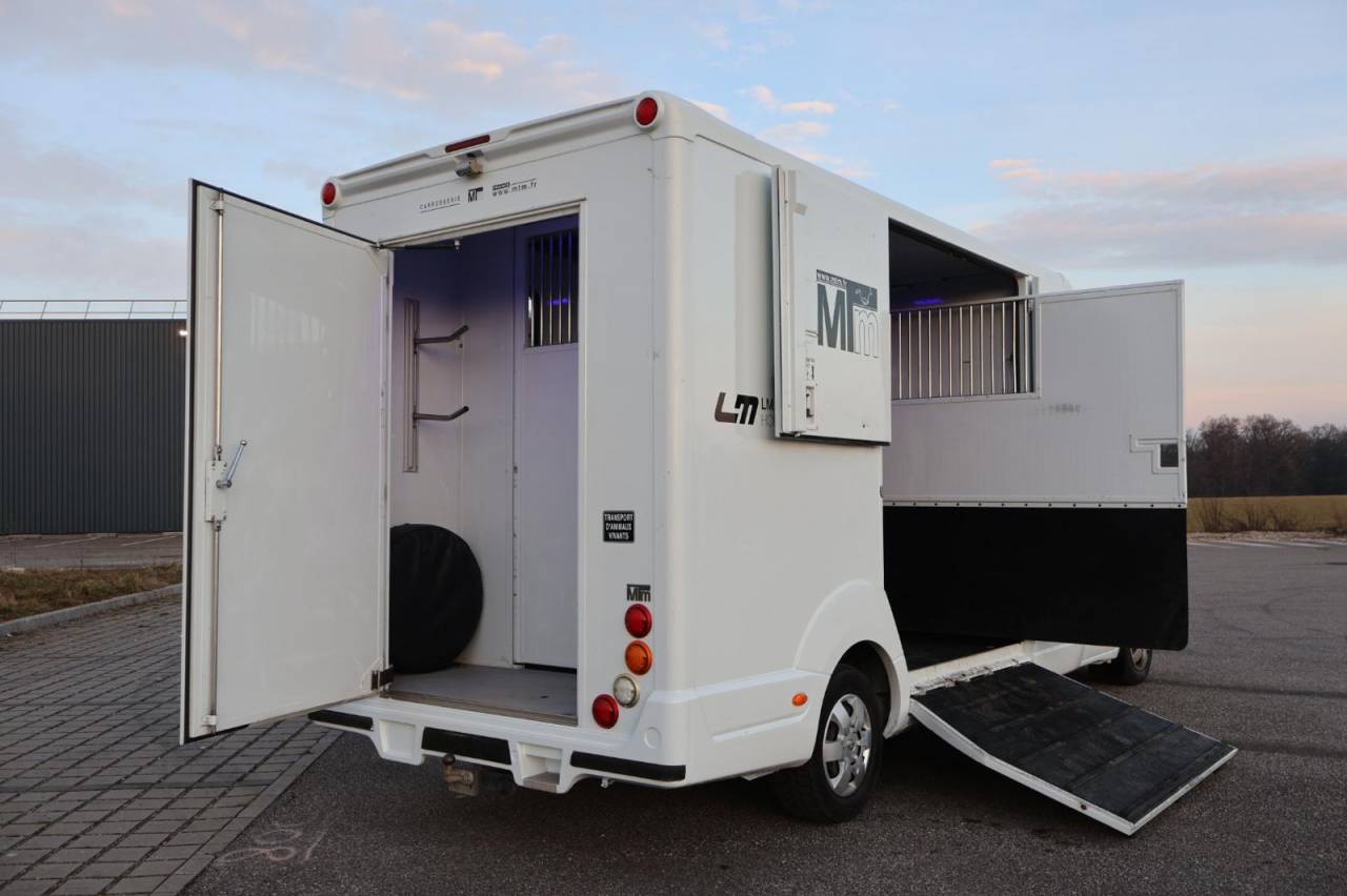 VL MTM FILOVAN MASTER STALLE 165CH 5 PLACES 