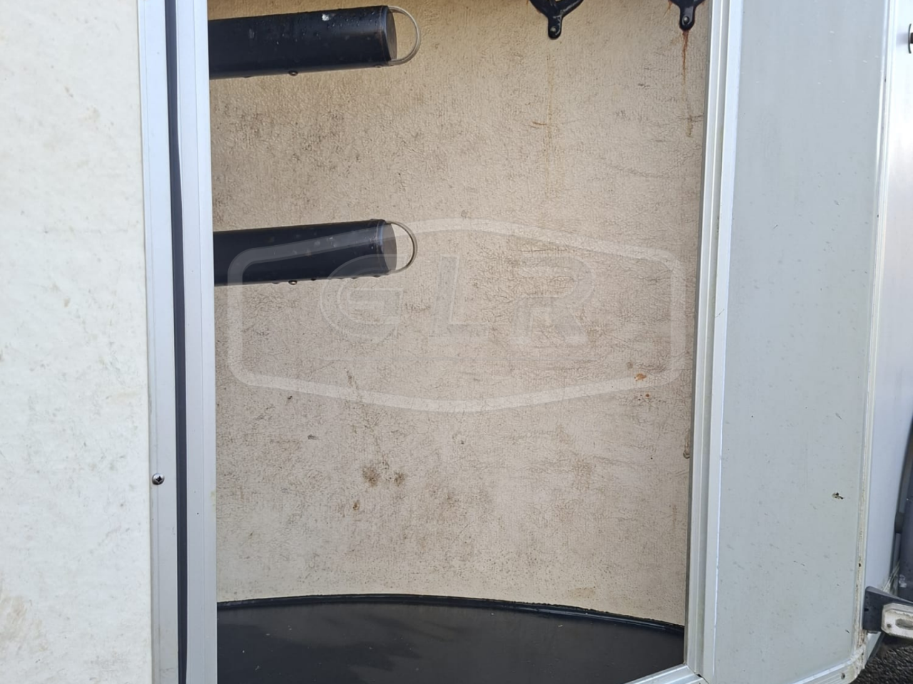 VAN OCCASION &ndash; CHEVAL LIBERTE &ndash; GOLD ONE &ndash; PULMANN &ndash;   1.5 PLACES - GRIS &ndash; 2014