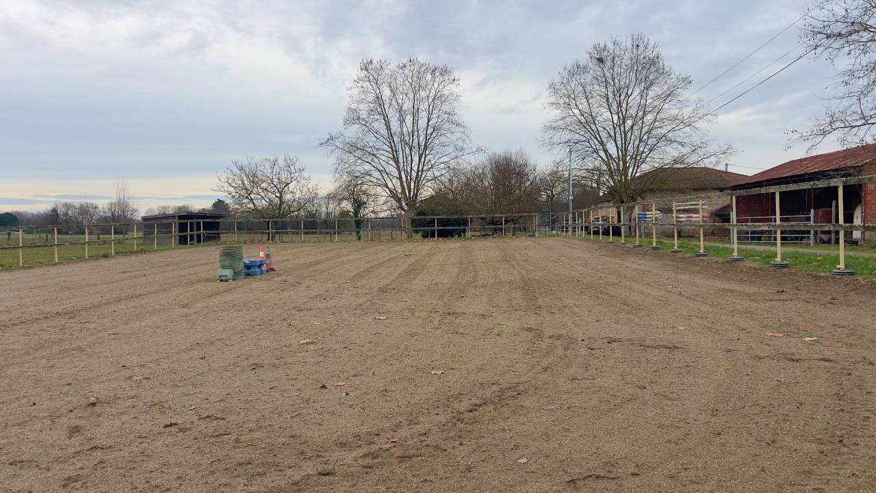 Tarn-et-Garonne Propri&eacute;t&eacute; &eacute;questre de 3,2 hectares (82)