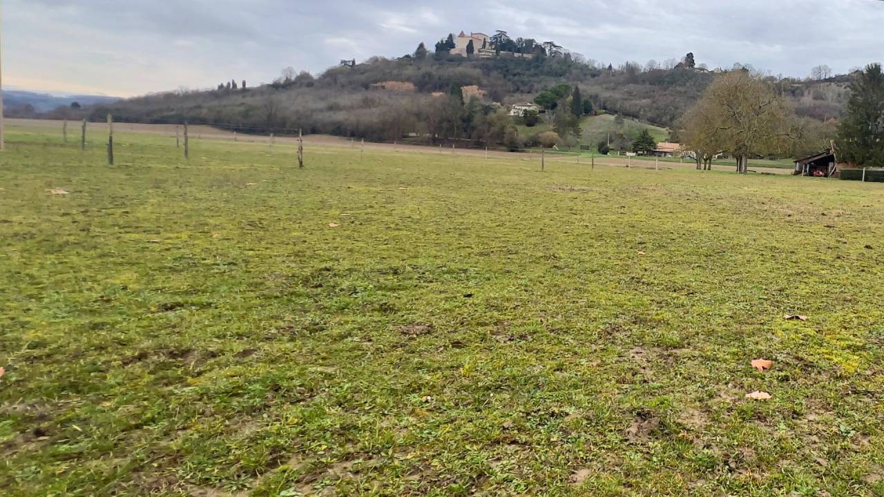 Tarn-et-Garonne Propri&eacute;t&eacute; &eacute;questre de 3,2 hectares (82)