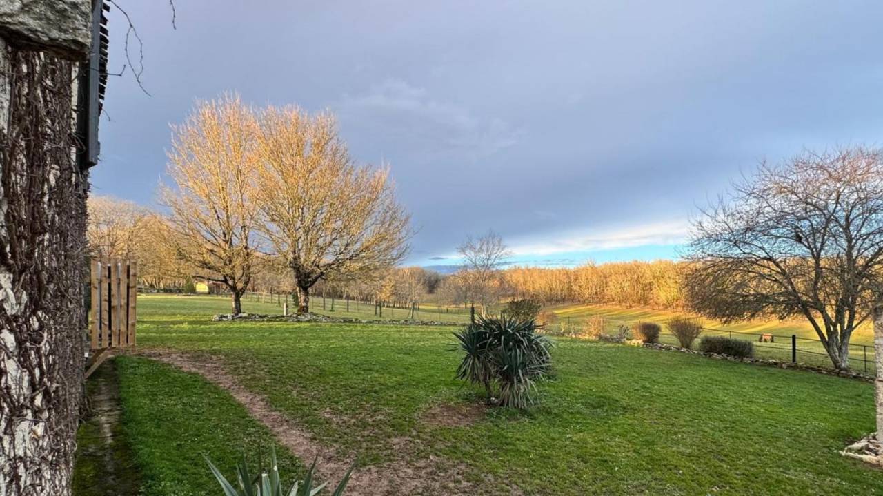 Propri&eacute;t&eacute; &eacute;questre de charme &agrave; proximit&eacute; de Villeneuve 