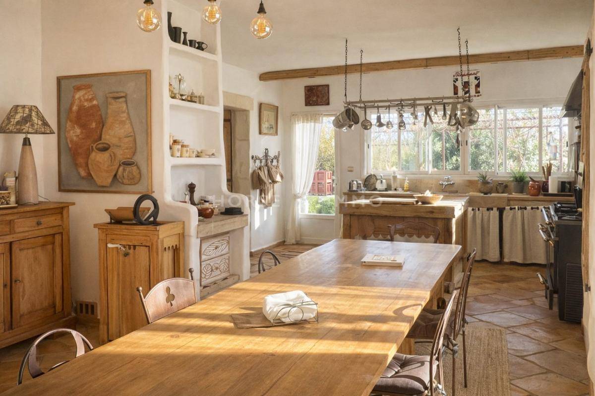 Mas &eacute;questre proche des plages