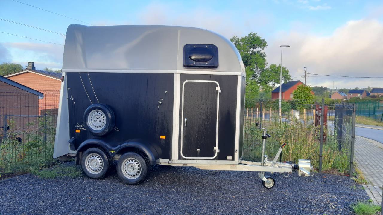 Van Humbaur 1 cheval 1/2