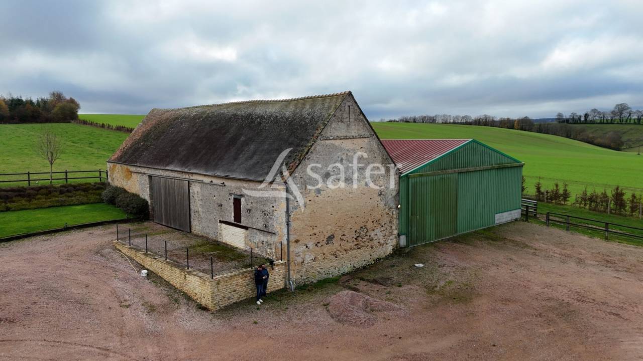 Corps de Ferme entre Caen et Falaise