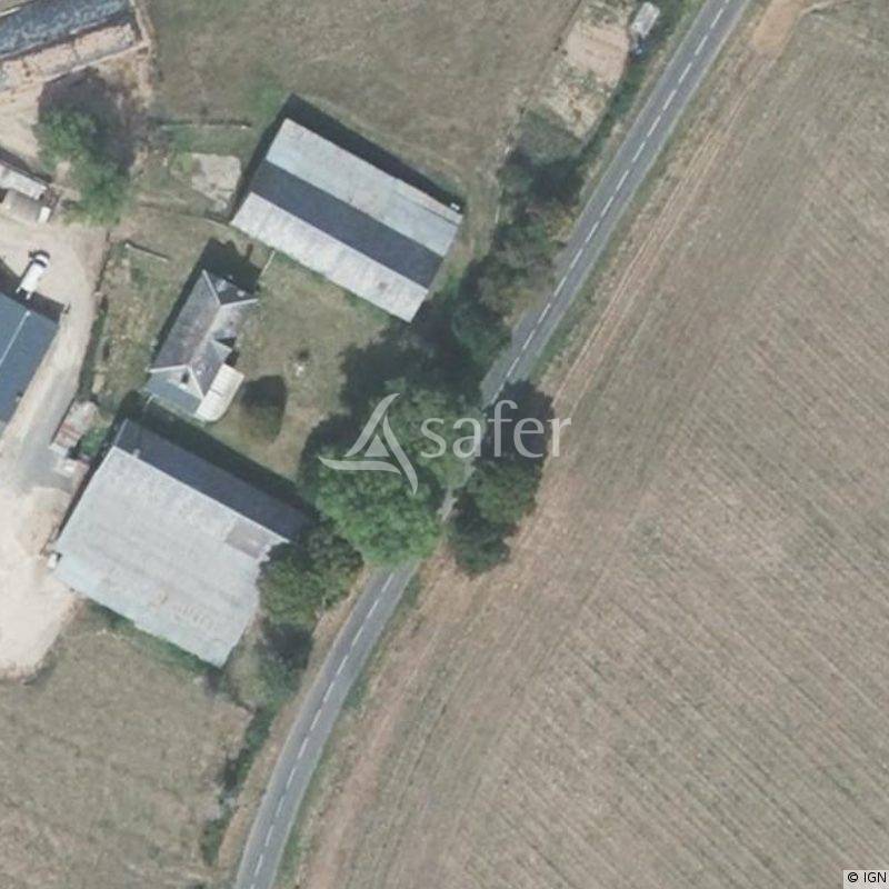 Fermette typique du bourbonnais