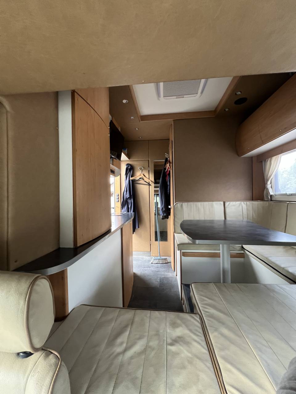 Camion avec Home Car