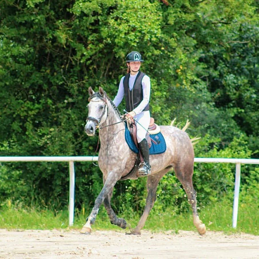 GEMME D'HURL'VENT - 10 ans - Hors taille