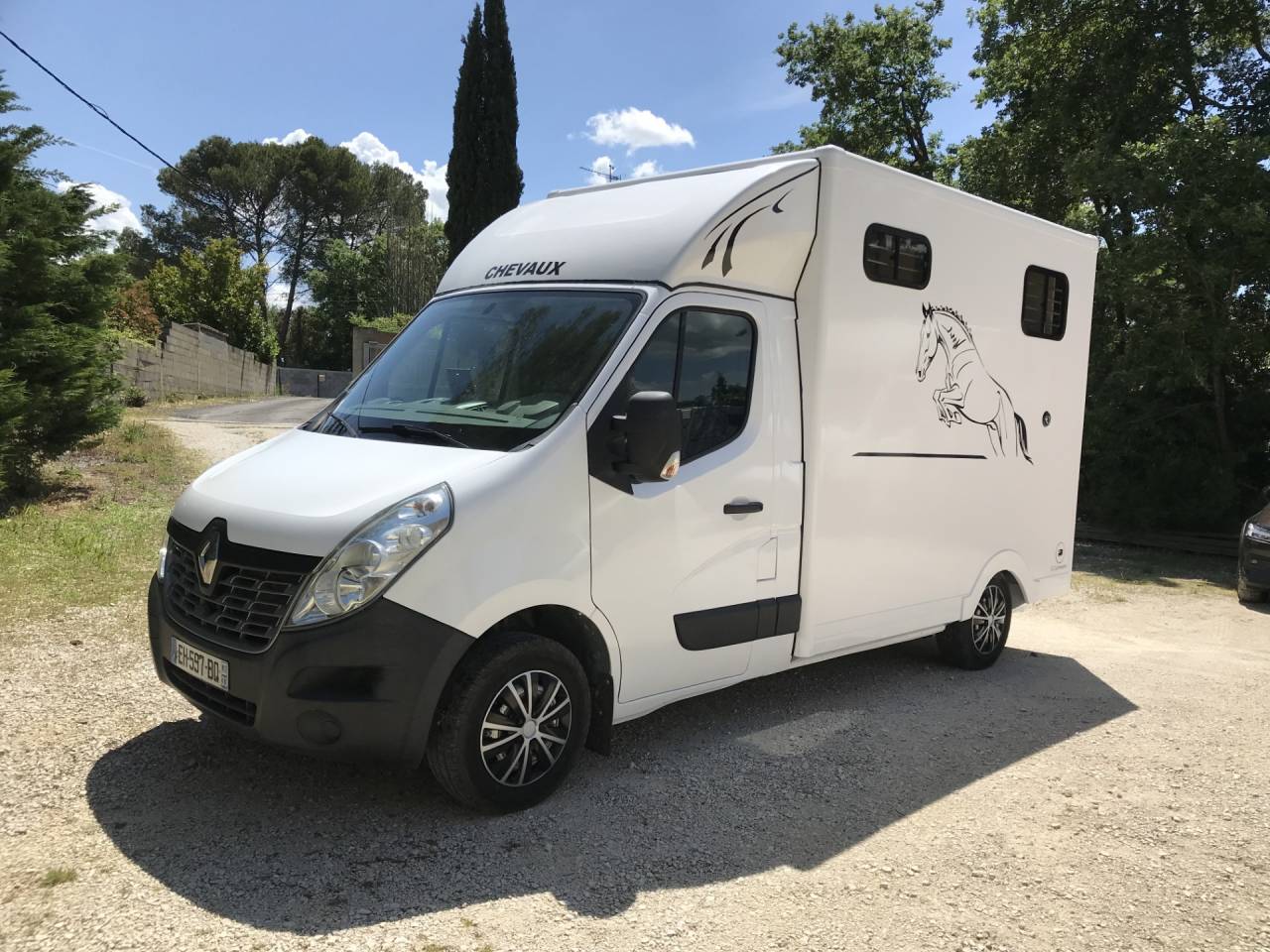 Renault master 148 000 kms carrosserie neuve 36 500 &euro;