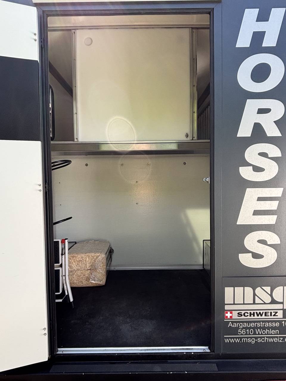 Camion &agrave; chevaux MSG Light Peugeot Boxer