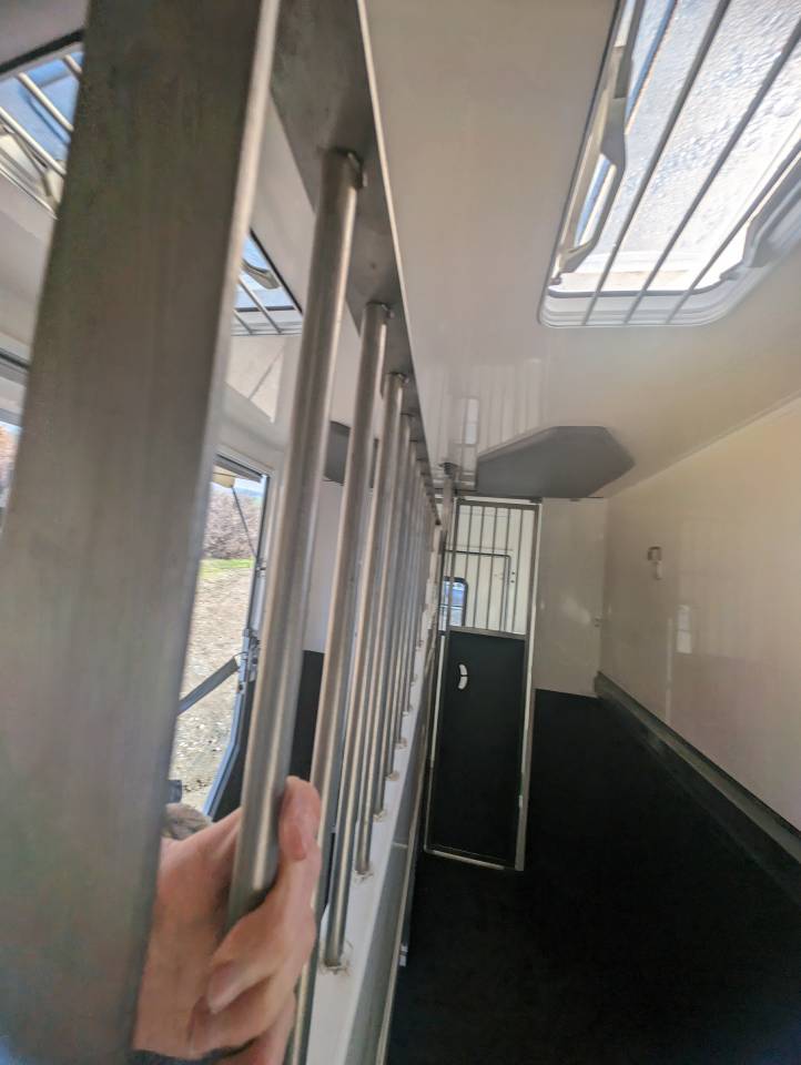 Ameline Haras 3 places Renault Master