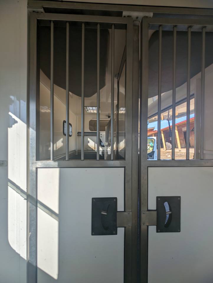 Ameline Haras 3 places Renault Master