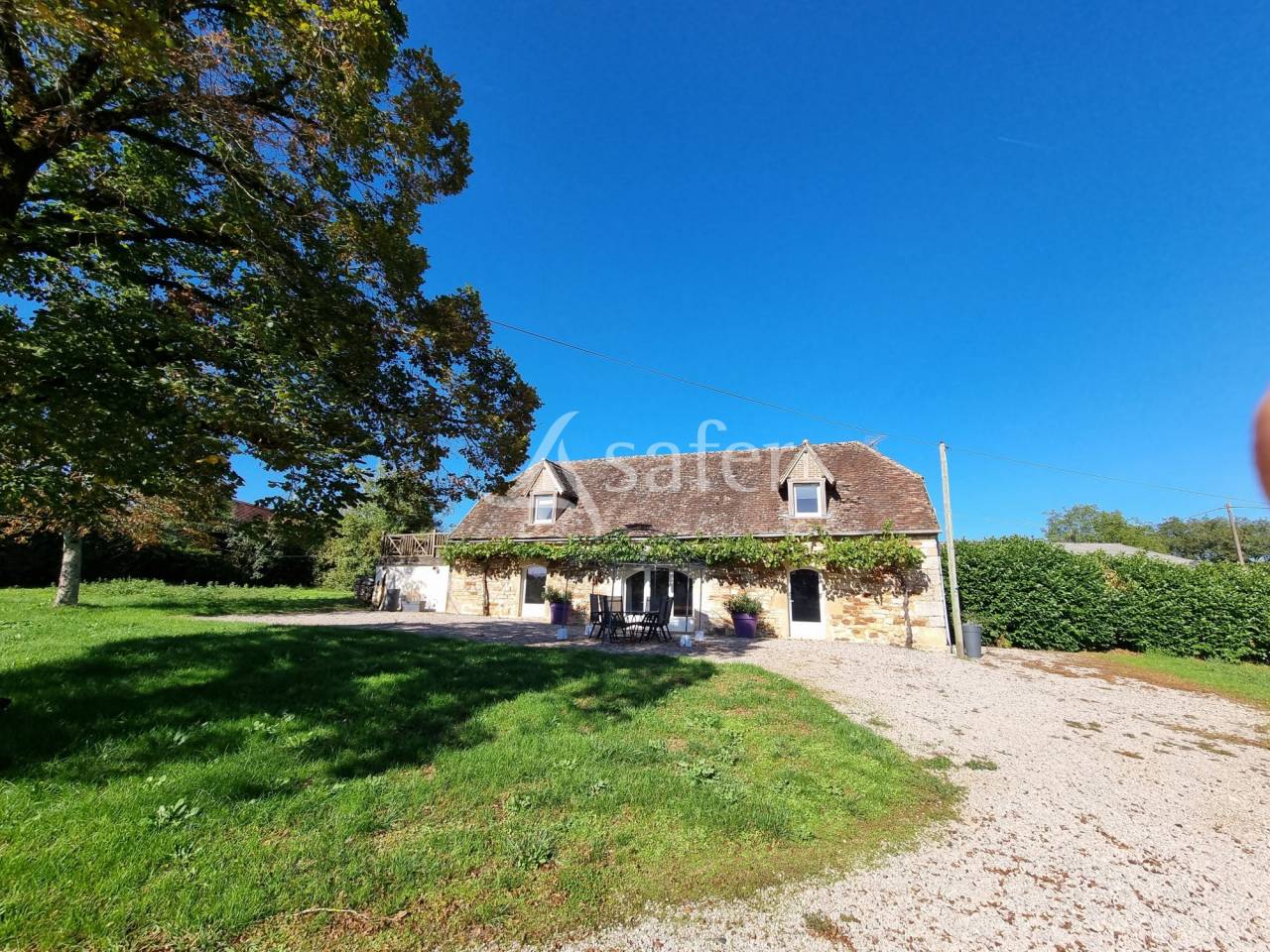 Propri&eacute;t&eacute; &eacute;questre / &eacute;levage sur 32 ha au coeur du Parc Natu