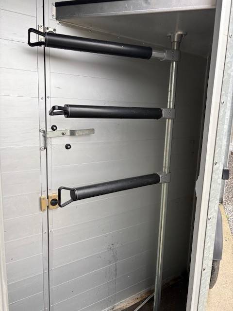 Van Bockmann 3 places