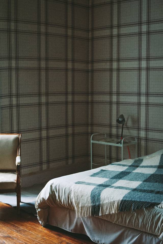 Manoir du XVIeme , 2 corps de ferme, &eacute;tang, 22 ha 