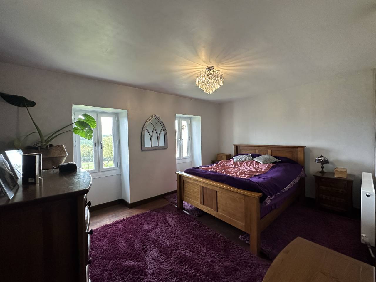 A 20 min de Chalais, sur + de 32 hectares dt 8 de pins