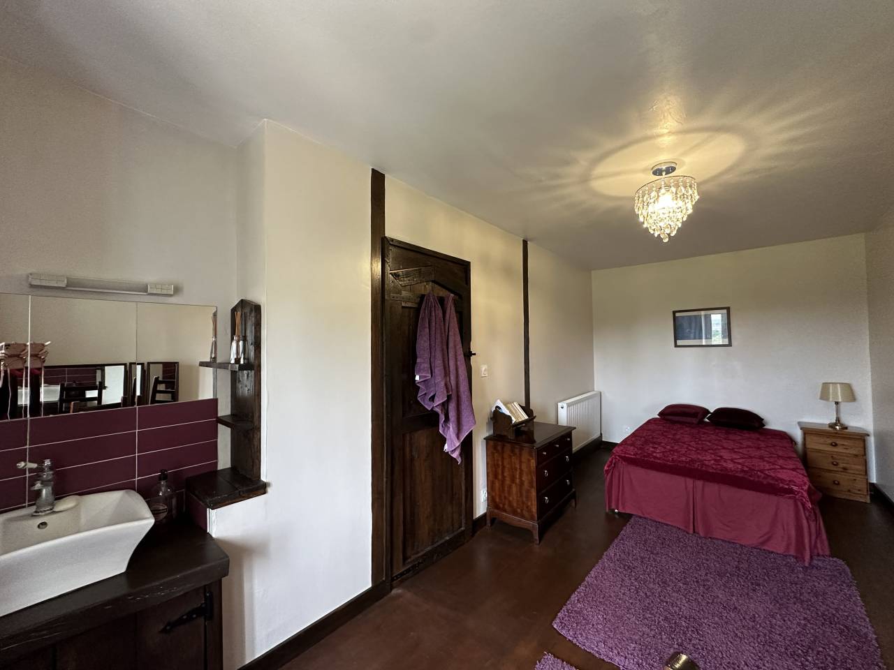 A 20 min de Chalais, sur + de 32 hectares dt 8 de pins