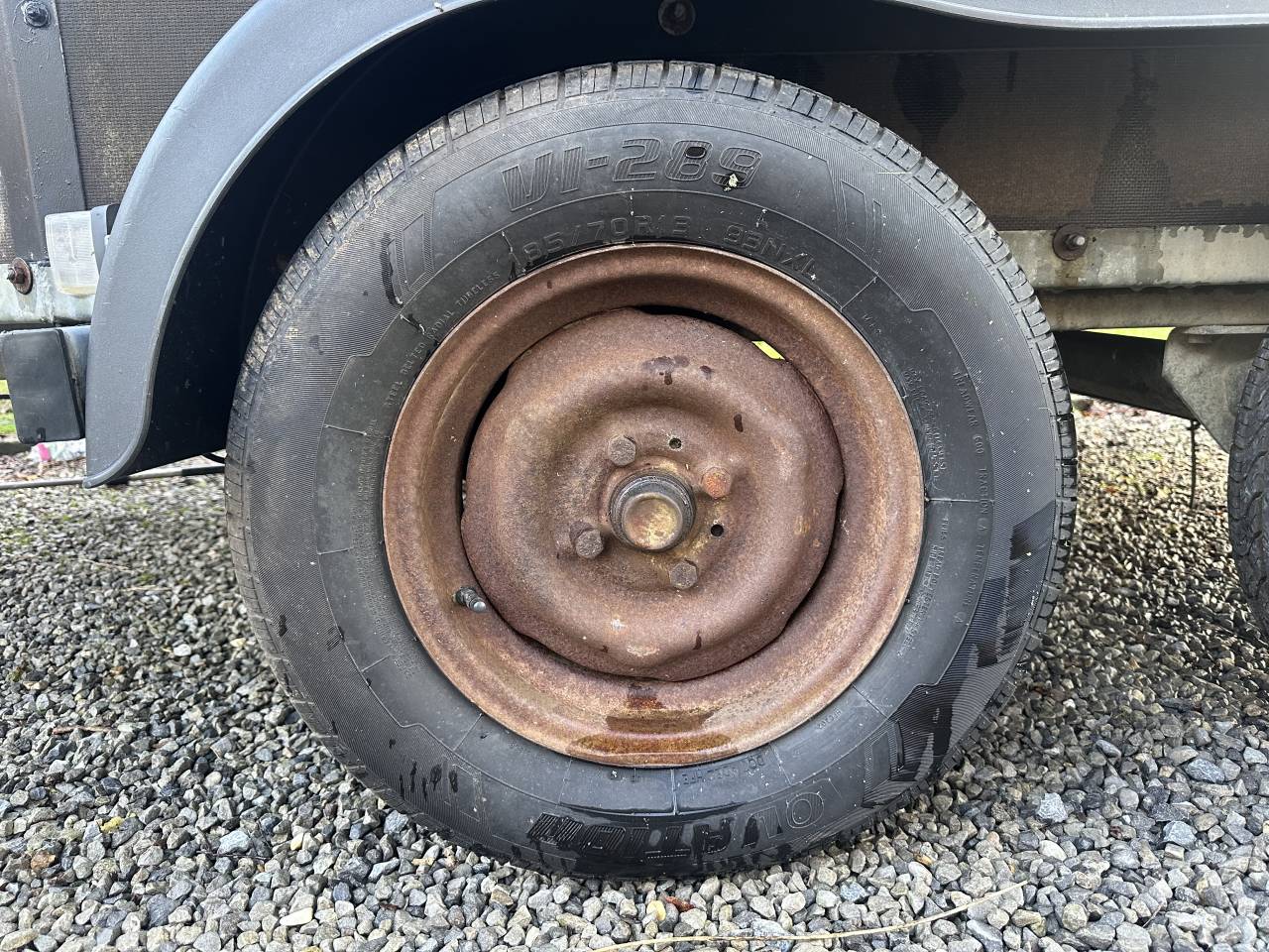 Van 2 chevaux &agrave; vendre 