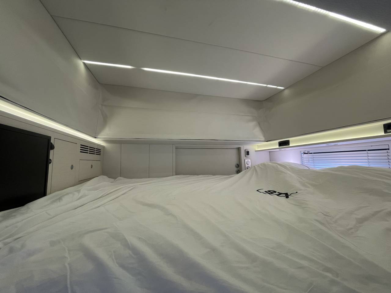 STX Volvo FH540, double pop-out, push up