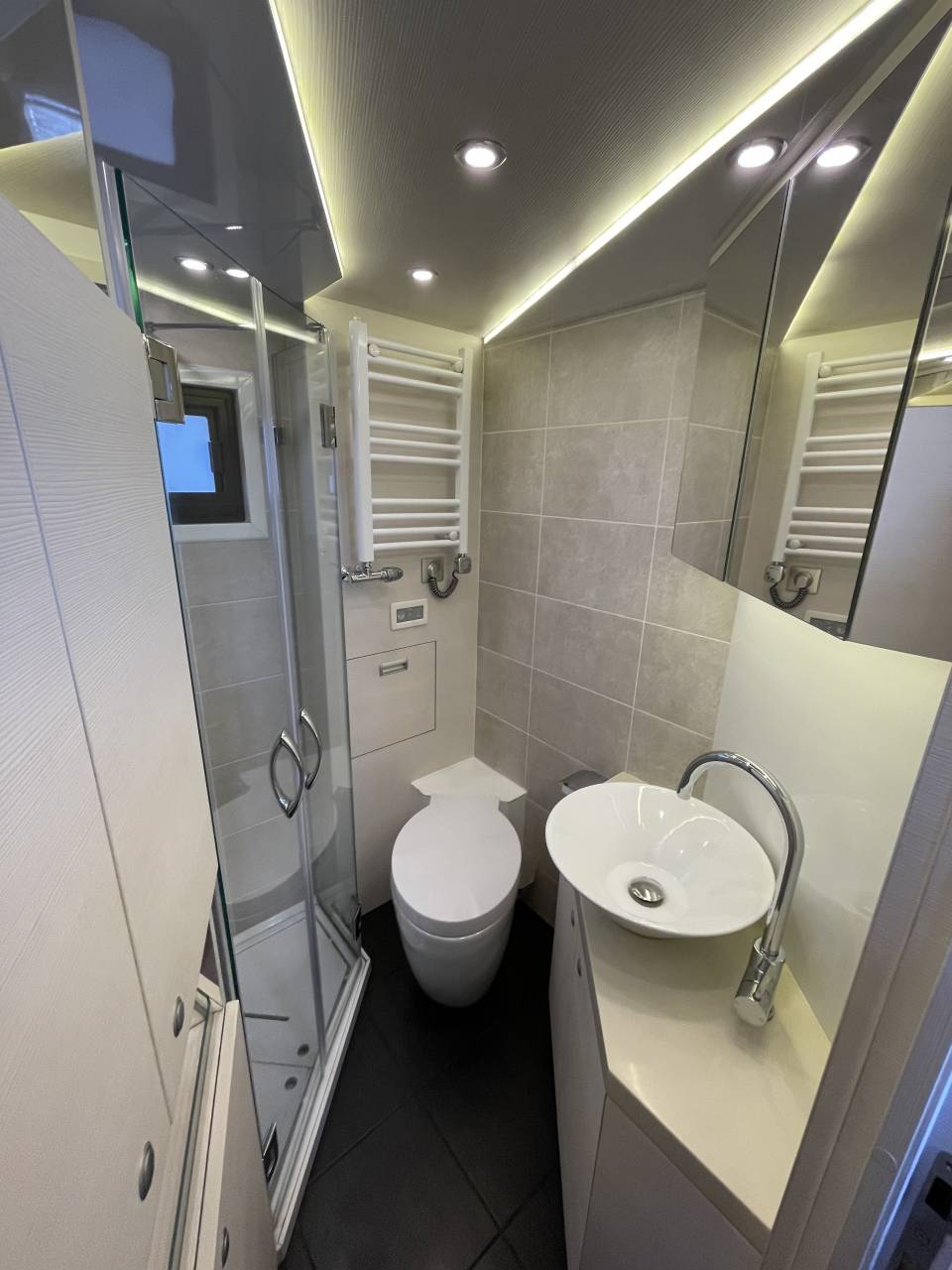 STX Volvo FH540, double pop-out, push up