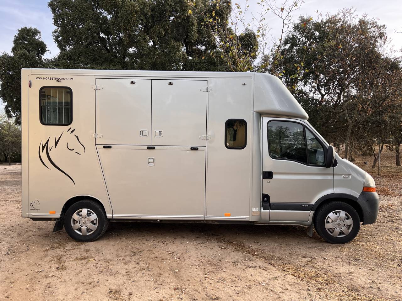 Camion VL Chevaux Renault Master 2007 Occasion