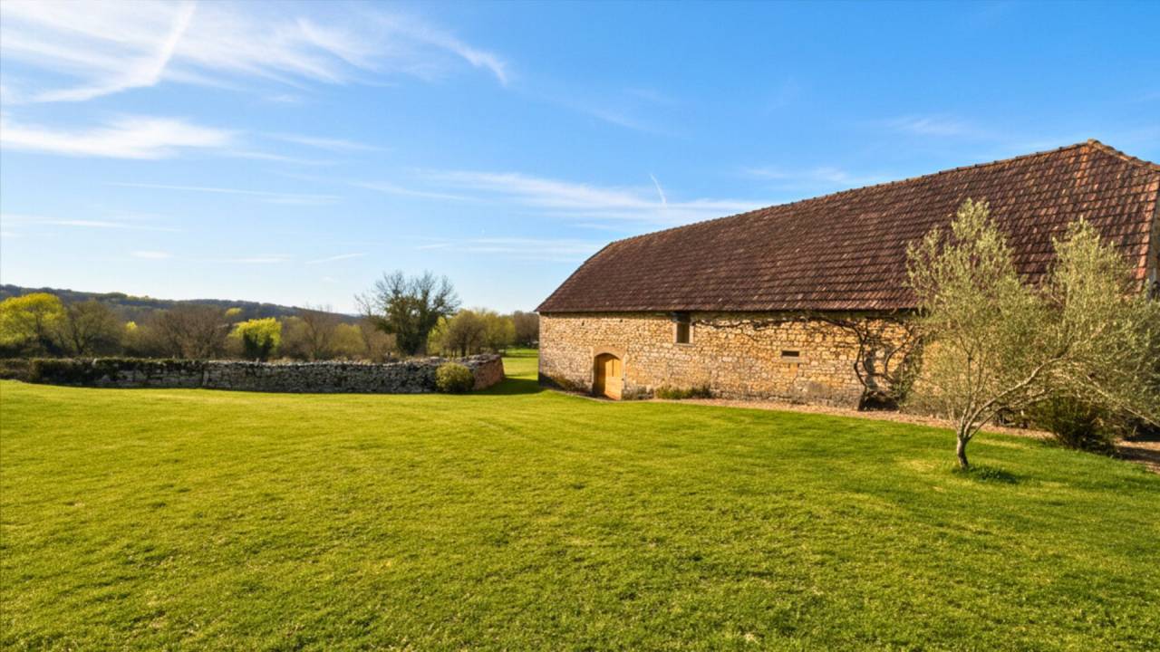 propri&eacute;t&eacute; de caract&egrave;re de 6,4 hectares - Lot (46)